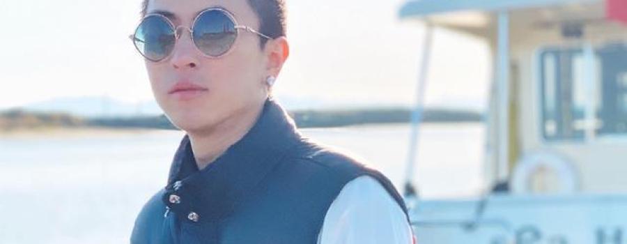 秦奋:我玩鞋就图一乐穿20万的鞋,3000万的车!