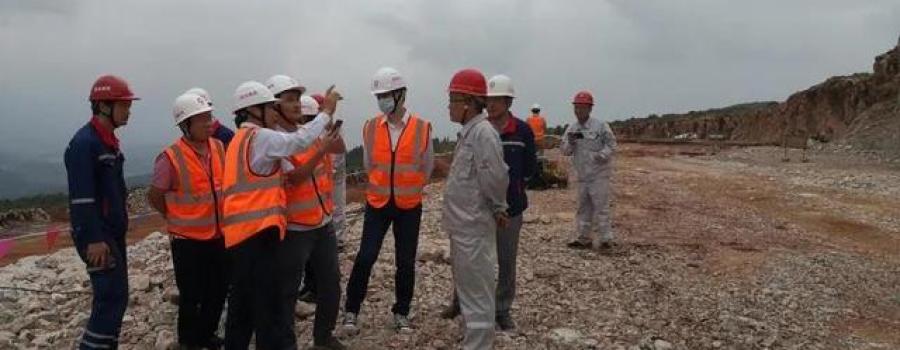 中央环保督察组向中国建材集团反馈:有下属企业给矿山披“迷彩服”,抽查百余座矿山近半数存超量开采等问题