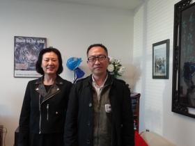 国际中文记者联合会秘书长勾芍人博士访问联合国新闻部