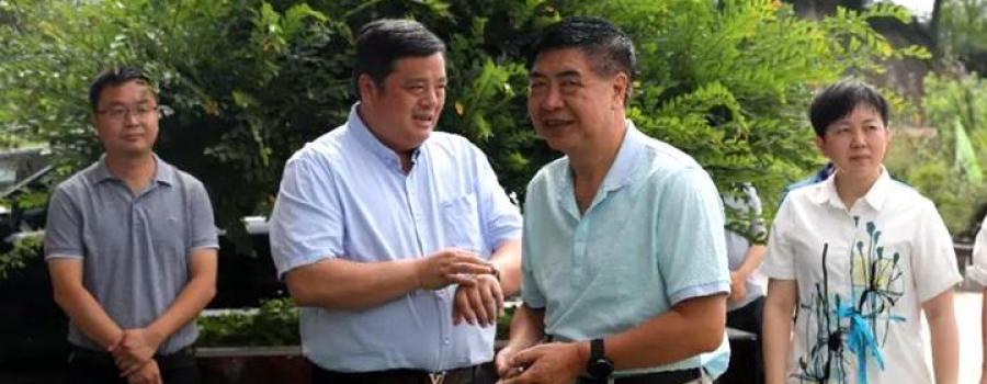 贵州省政协原副主席、省老科协主席班程农等领导莅临天泷集团调研