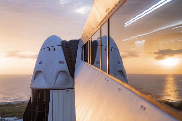 SpaceX首次载人发射任务成功！为何具有历史意义？