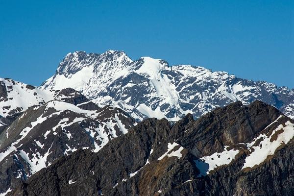 阿坝州海拔5000米以上的百座雪山有哪些？