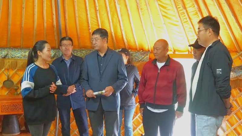 正蓝旗委书记孙振江:发展乡村旅游和现代农牧业促进富民增收-图片3