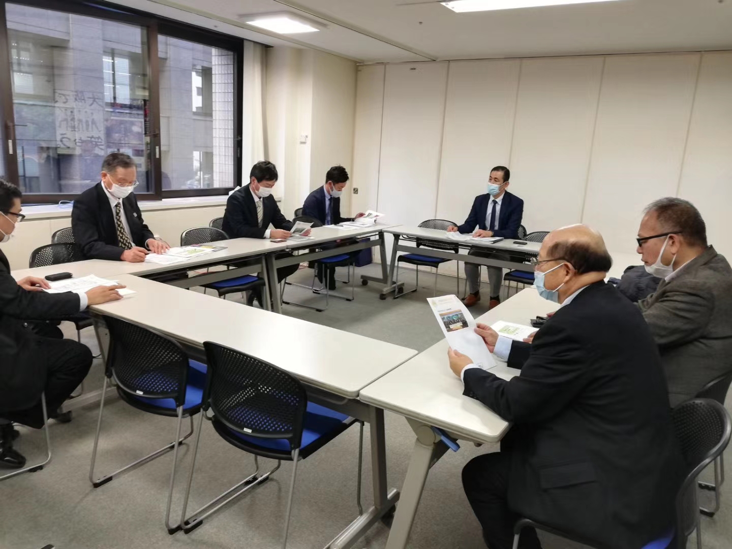 为推进国内外観光再开,鸟取県観光局一行访问中国驻大阪总领事馆、中国银行大阪支行、吉祥航空大阪支社、大阪观光局、中日新報-图片7