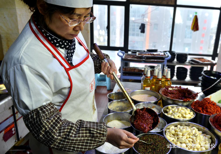 桐梓娄山黄焖鸡烹饪技艺——市级非遗代表性项目名录-图片5