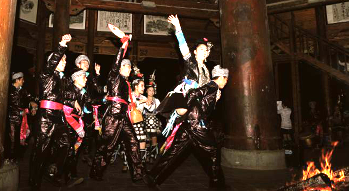 世界非遗侗族大歌——行歌坐月侗族人的无字情书-图片3