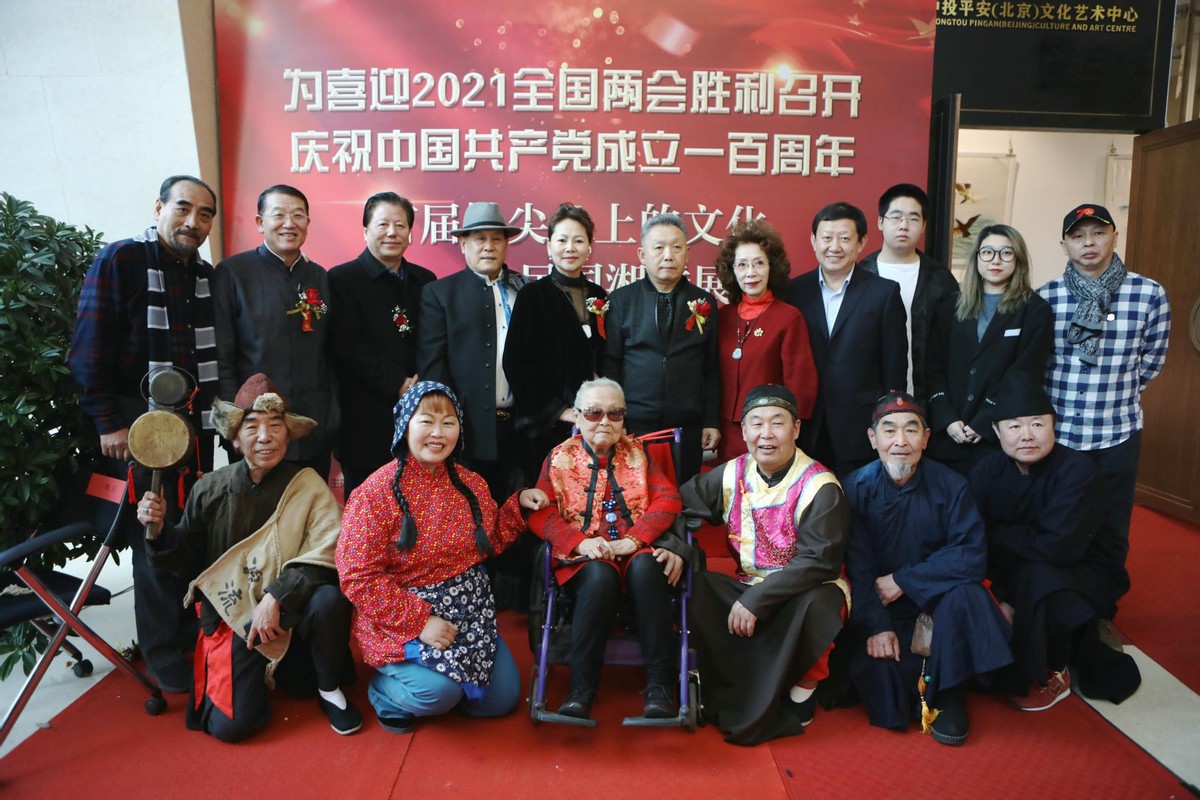 首届“针尖儿上的文化——民国湘绣展”在京隆重开幕