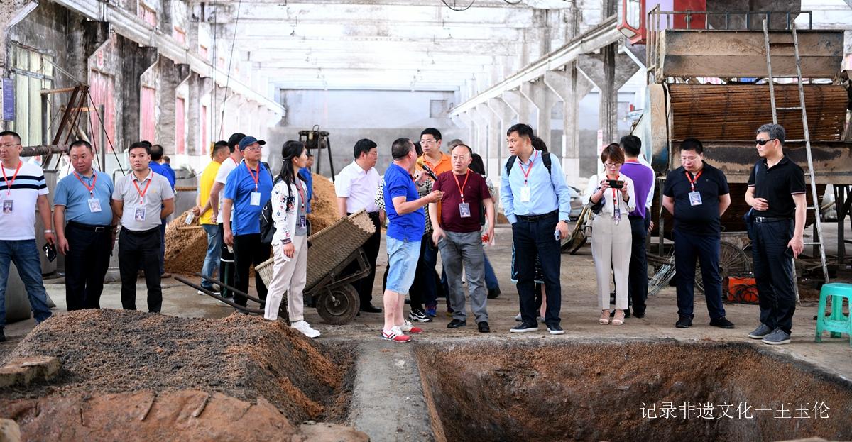 贵州湄窖新品宝石坛上市 首批经销商签约6.71亿元-图片6