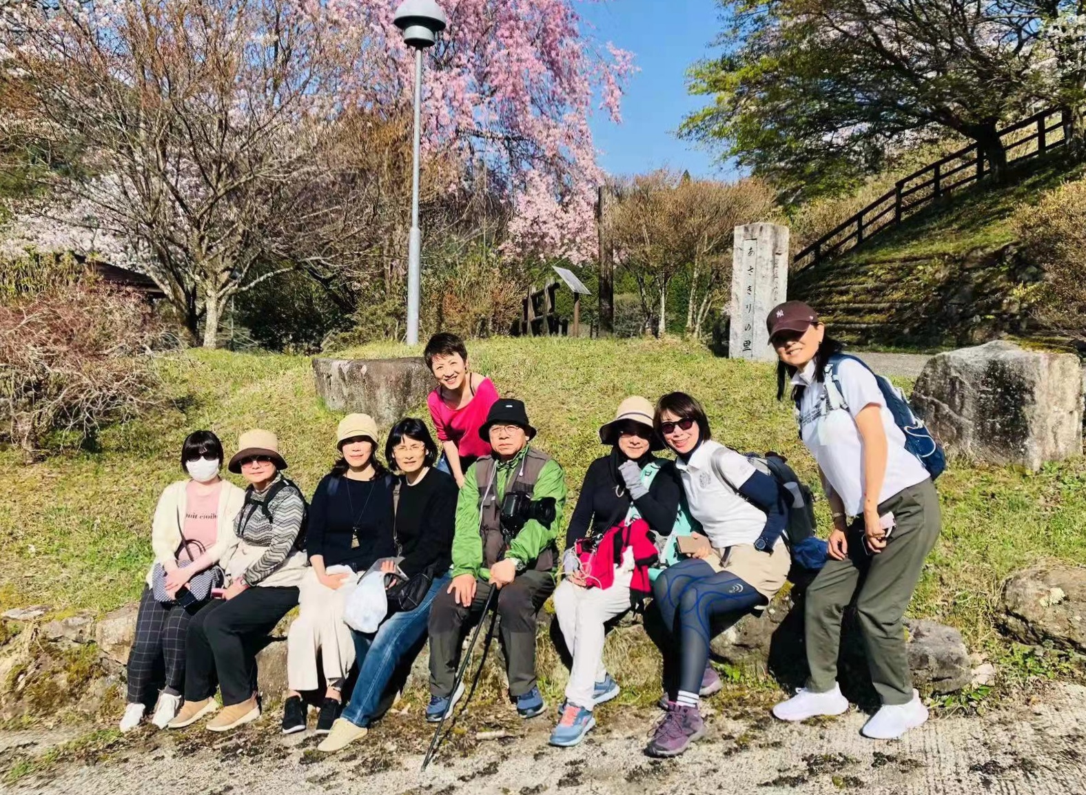 関西中华总商会举办春季郊游活动