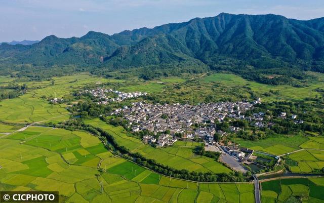 青山绿水好风光