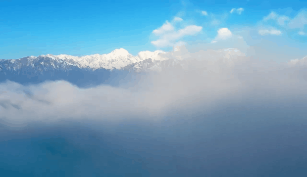 四川版“天空之城”,云海触手可及!