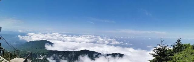 四川版“天空之城”,云海触手可及!