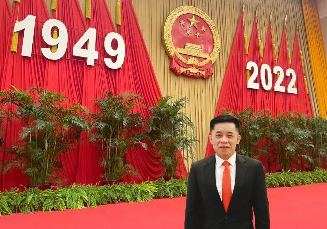 人民大会堂国庆招待会陈玉树应邀出席