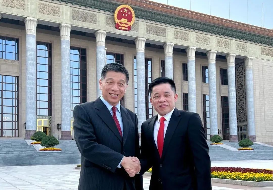 人民大会堂国庆招待会陈玉树应邀出席