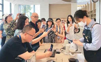 “追梦中华·聚焦自贸港”2023海外华文媒体海南采访行——向世界讲好海南自贸港故事