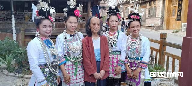 贵州从江:“中国乡村旅游1号公路”开通后游客增多了