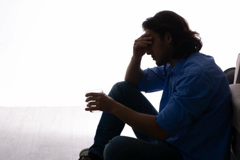 Alcohol Facts and Statistics National Institute on Alcohol Abuse and Alcoholism NIAAA-图片2